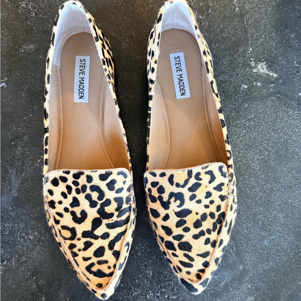 Steve Madden Feather Loafer flats in leopard print size 11